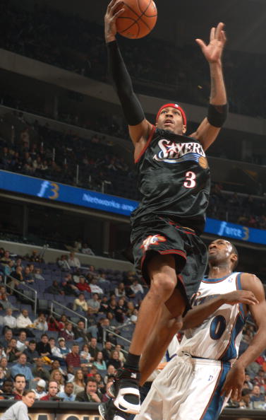 那不勒斯vs尤文图斯前瞻：那不勒斯伤兵满营 主场难擒斑马（前瞻：那不勒斯伤病潮来袭，主场拿下尤文不易）