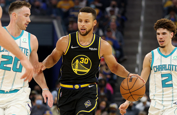 皇马0比2塞尔塔，巴尔韦德楚阿梅尼远射失准（皇马0-2不敌塞尔塔，巴尔韦德与楚阿梅尼远射无功）