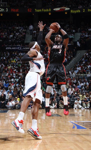 4-3险胜布莱顿＋斩获联赛4连胜＋跃居积分榜第3位＋各项赛事6连胜（4-3力克布莱顿，联赛四连胜升至第3，各项赛事豪取六连胜）